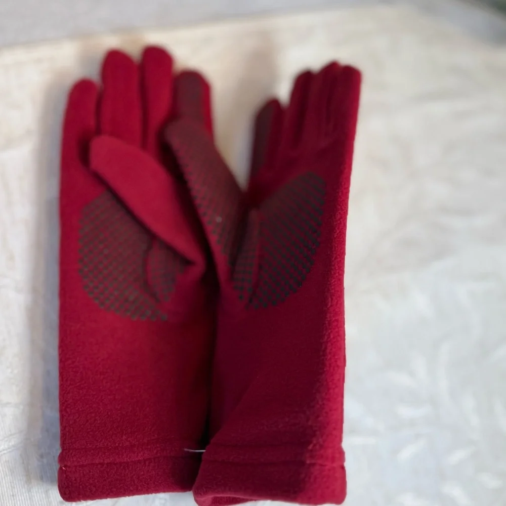 Finger Fuzz Ruby Red Women's Winter Fleece‎ Gloves. Gripping, One size.